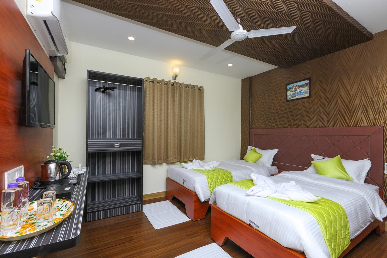Royal Grand Bed & Breakfast Tambaram Exterior photo